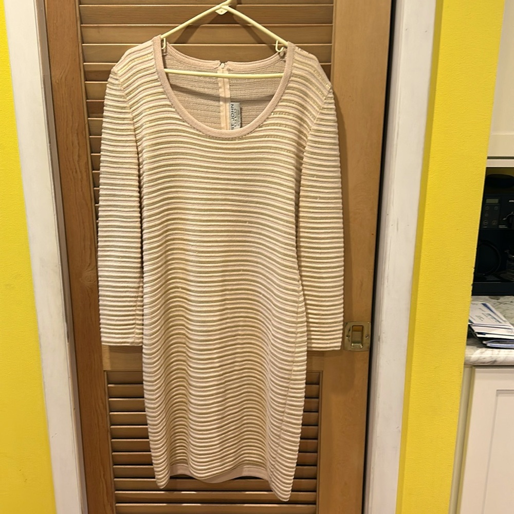 St. John Evening cream color sequined dress